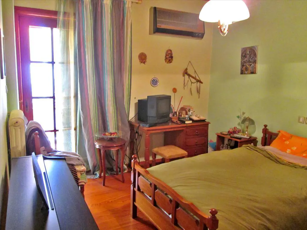 Detached House Of 390 M² In Athens