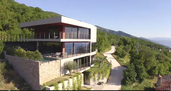 Villa Of 560 M² With Authentic Features In A Unique Location