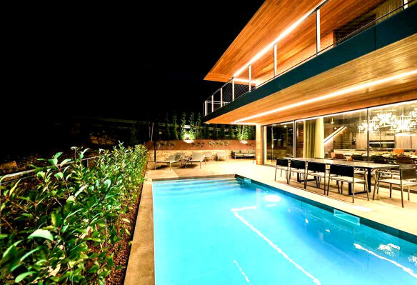 Villa Of 560 M² With Authentic Features In A Unique Location