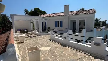 Villa Of 500 M² With Sea Views In Porto Heli