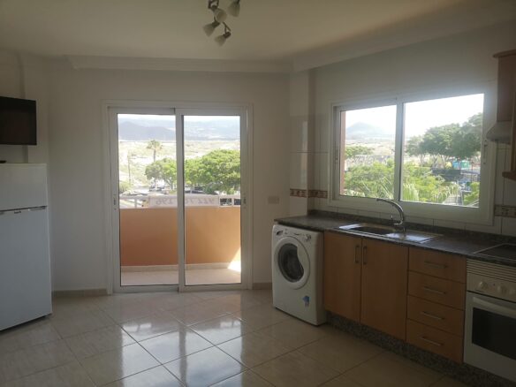 Penthouse With Sea Views In Los Abrigos, Tenerife