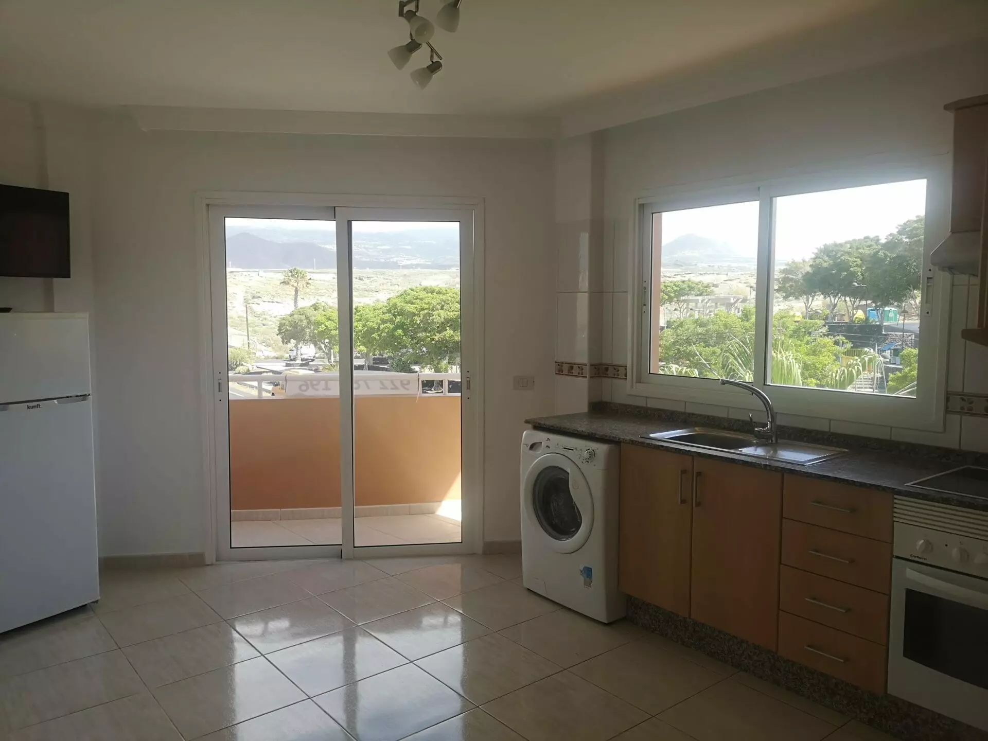 Penthouse With Sea Views In Los Abrigos, Tenerife