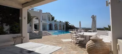 Villa Of 500 M² With Sea Views In Porto Heli