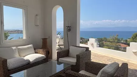 Villa Of 500 M² With Sea Views In Porto Heli