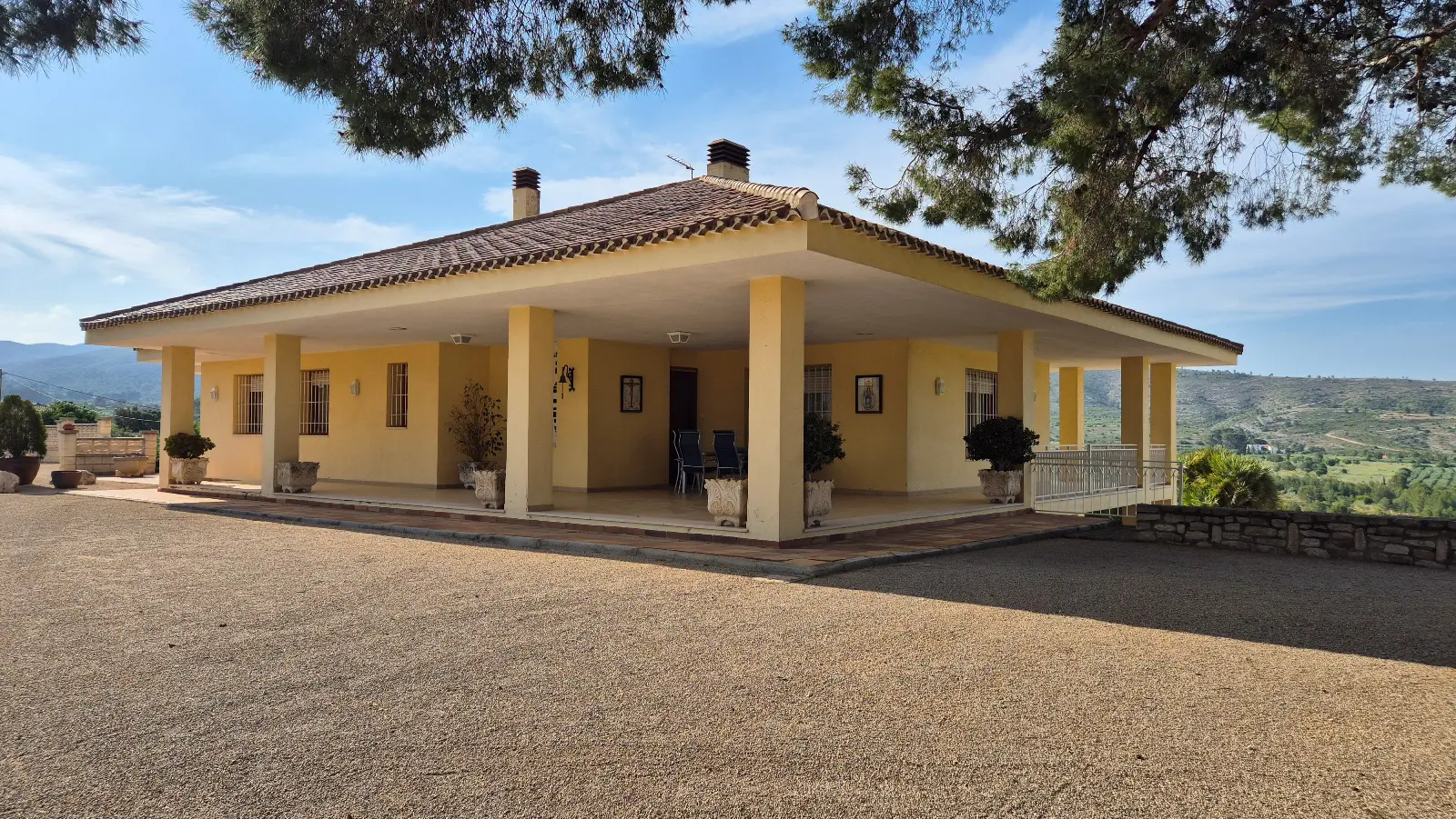 Villa Of 642 M² In Ontinyent, Spain