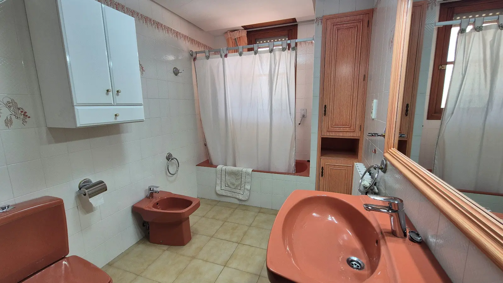 Villa Of 642 M² In Ontinyent, Spain
