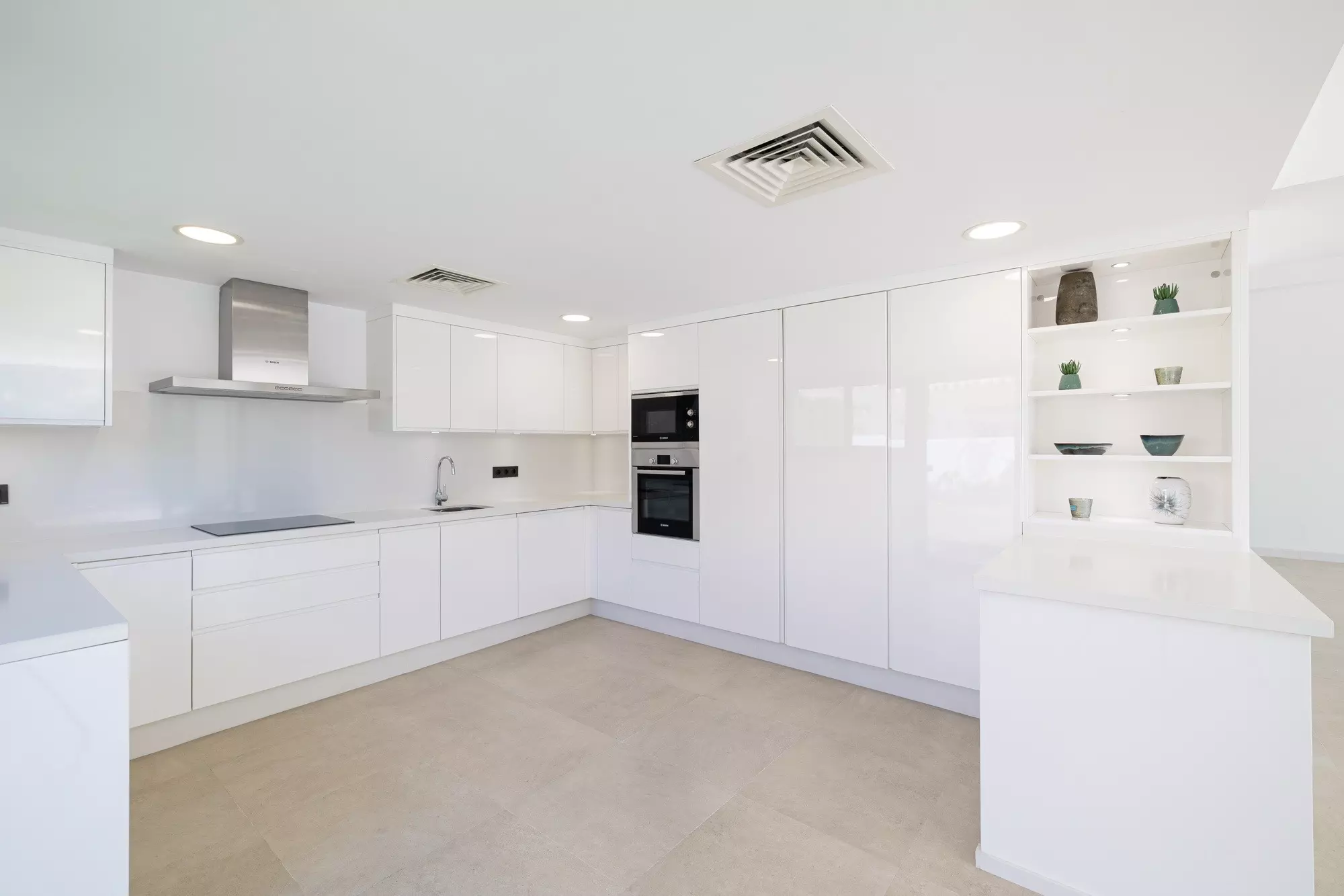 Modern Family Villa In Alta Vista, San Pedro De AlcÁntara