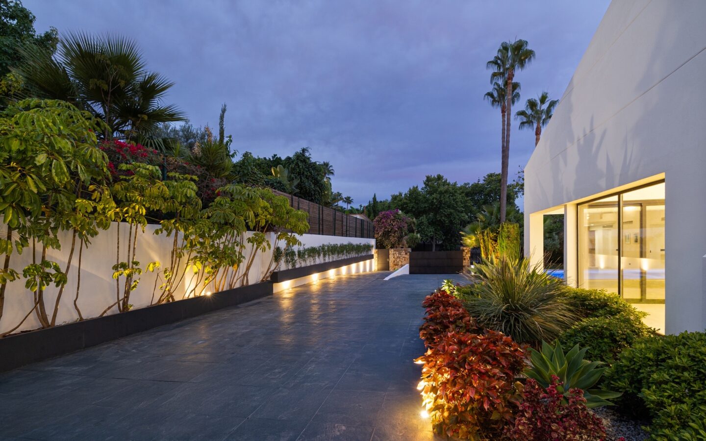 Modern Family Villa In Alta Vista, San Pedro De AlcÁntara