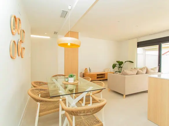 2-bedroom House In Torrevieja, Spain (104 M²)