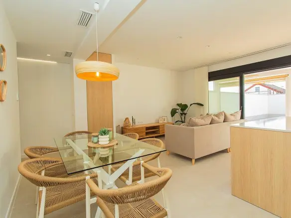 2-bedroom House In Torrevieja, Spain (104 M²)