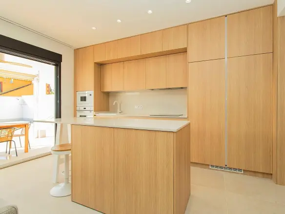 2-bedroom House In Torrevieja, Spain (104 M²)
