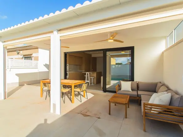 2-bedroom House In Torrevieja, Spain (104 M²)