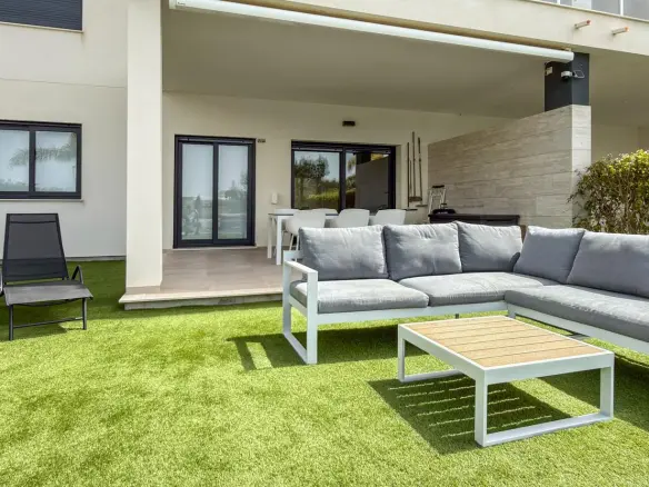 2-bedroom Apartment In Pilar De La Horadada, Spain (75 M²)