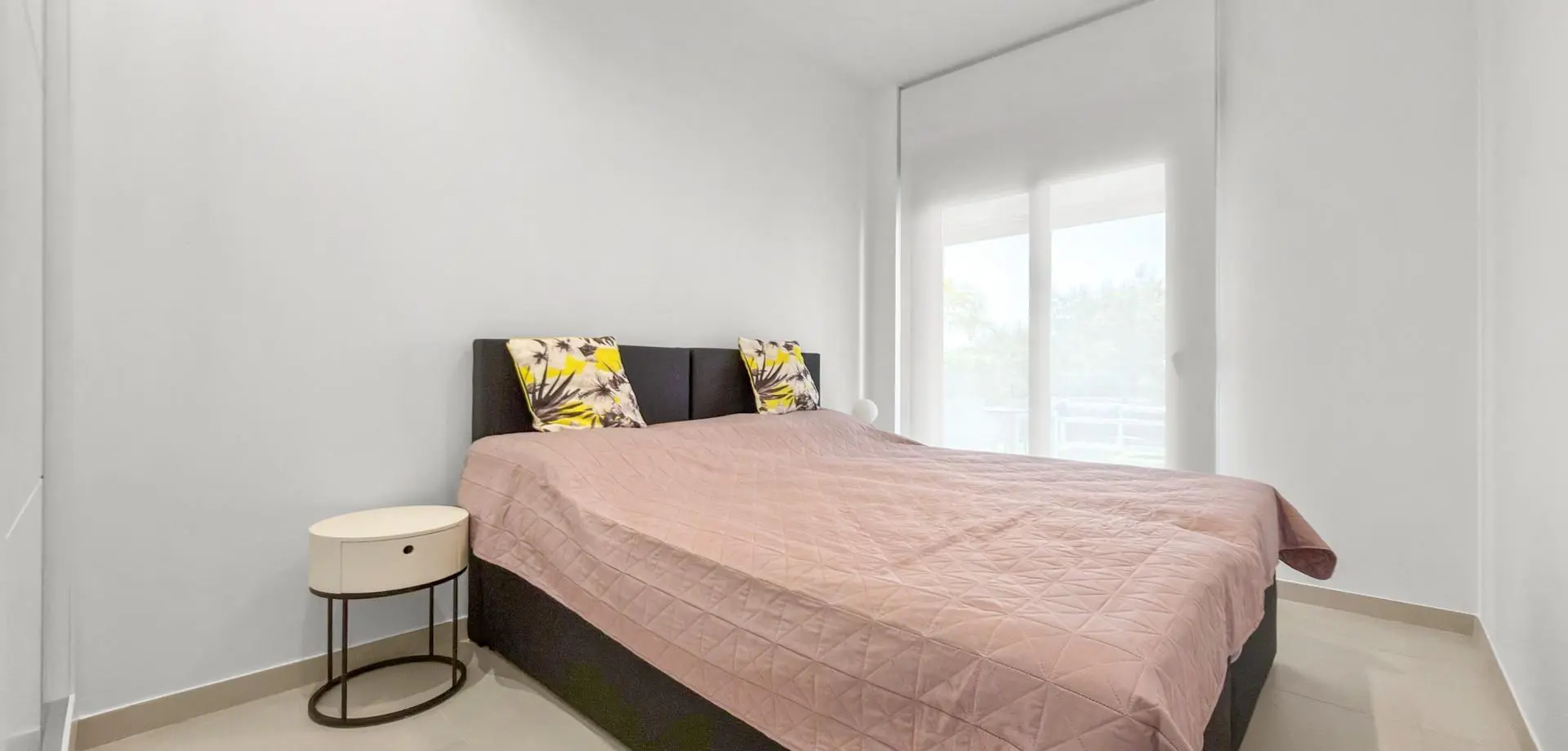 Apartment Of 75 M² In Pilar De La Horadada, Spain