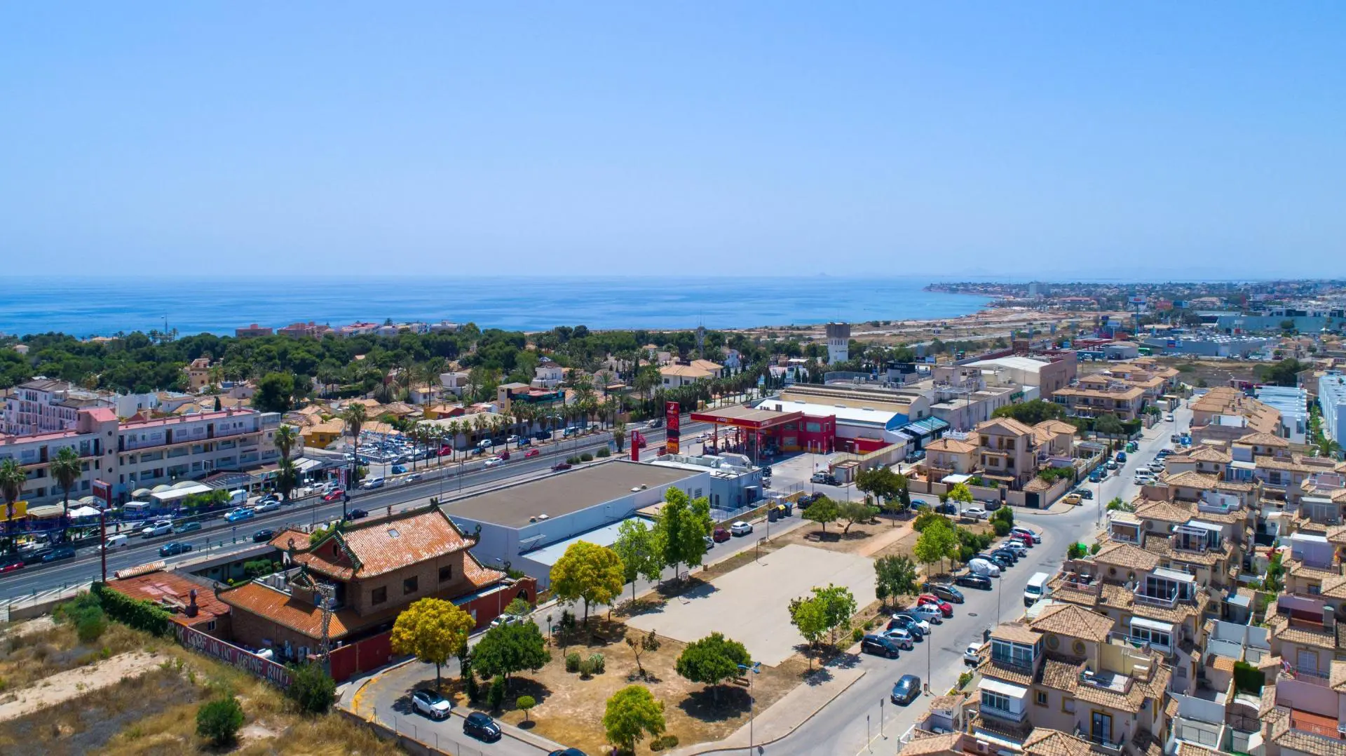Bungalow Of 113 M² With Mediter Real Estate Services In Orihuela Costa, Spain