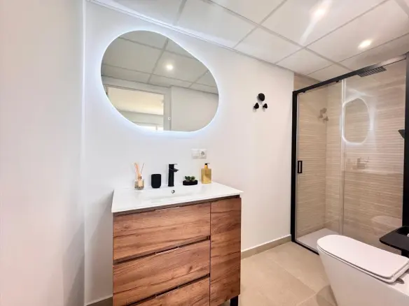 2-bedroom Apartment In Torrevieja, Spain (89 M²)