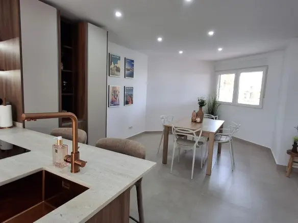2-bedroom Apartment In Torrevieja, Spain (105 M²)