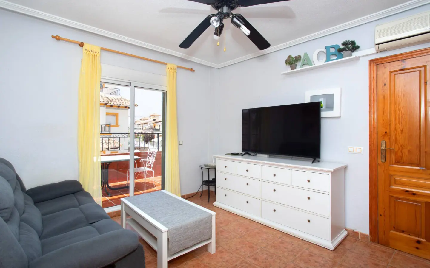 2-bedroom Bungalow In Orihuela Costa, Spain (113 M²)
