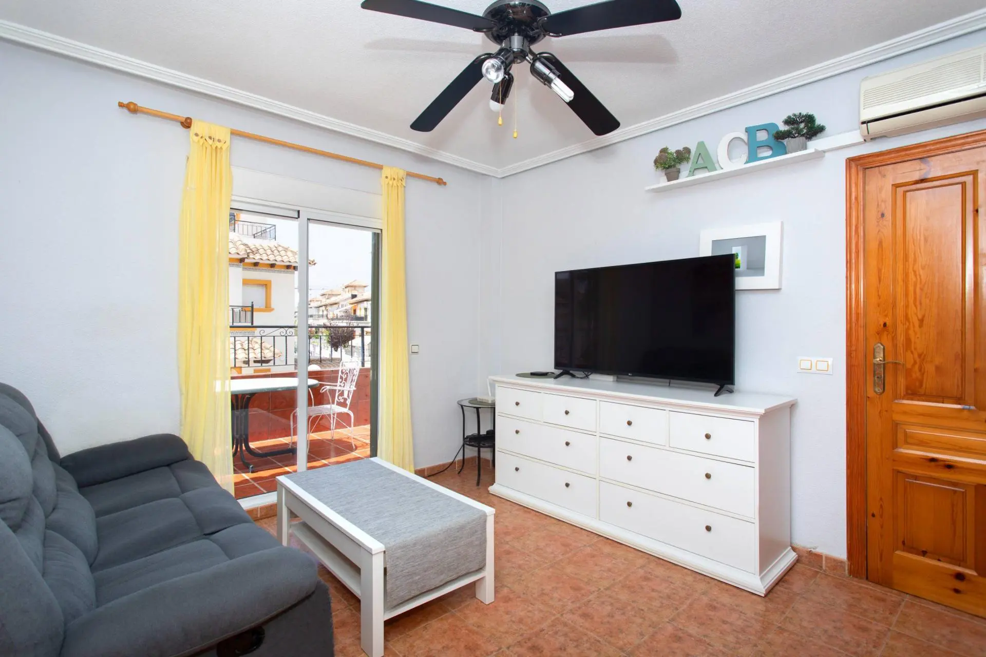 Bungalow Of 113 M² With Mediter Real Estate Services In Orihuela Costa, Spain