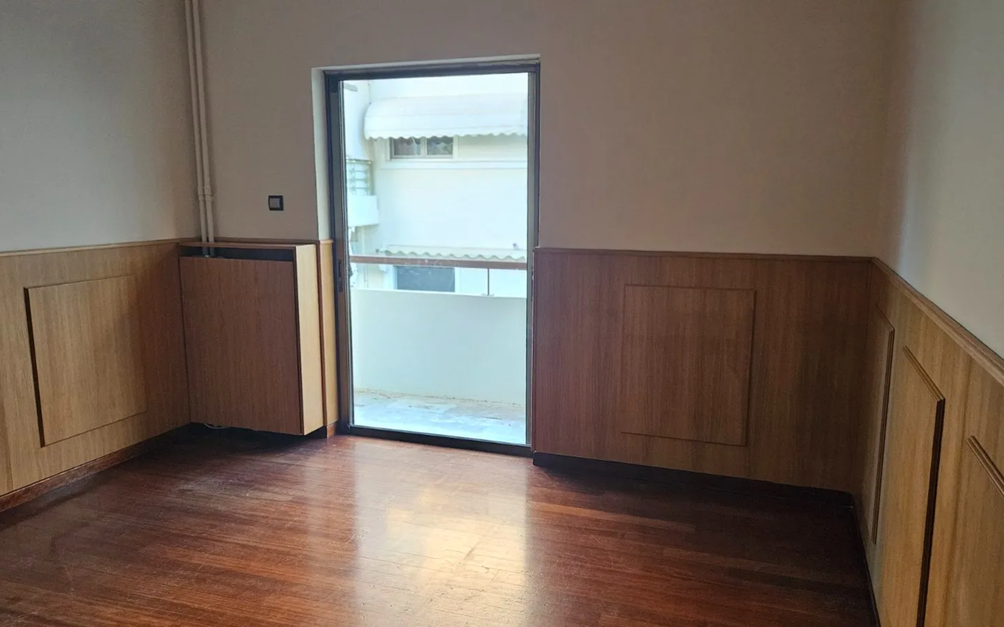Apartment 140m2 In Athens – Greece