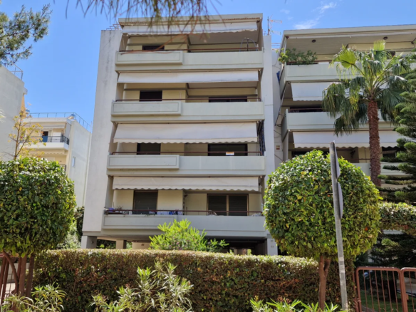 Apartment 140m2 In Athens – Greece