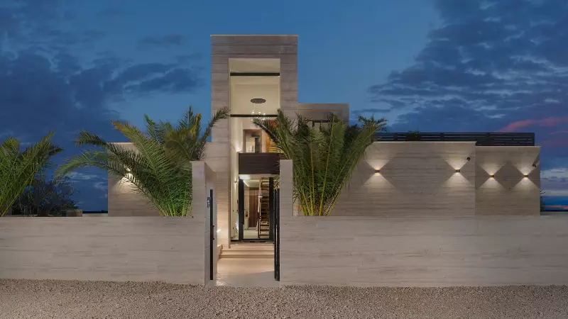 Villa Of 200m² With Construction In Quiet Location Near Zadar