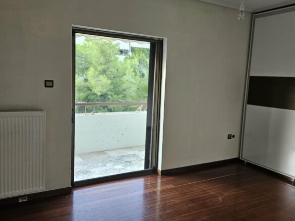 Apartment 140m2 In Athens – Greece
