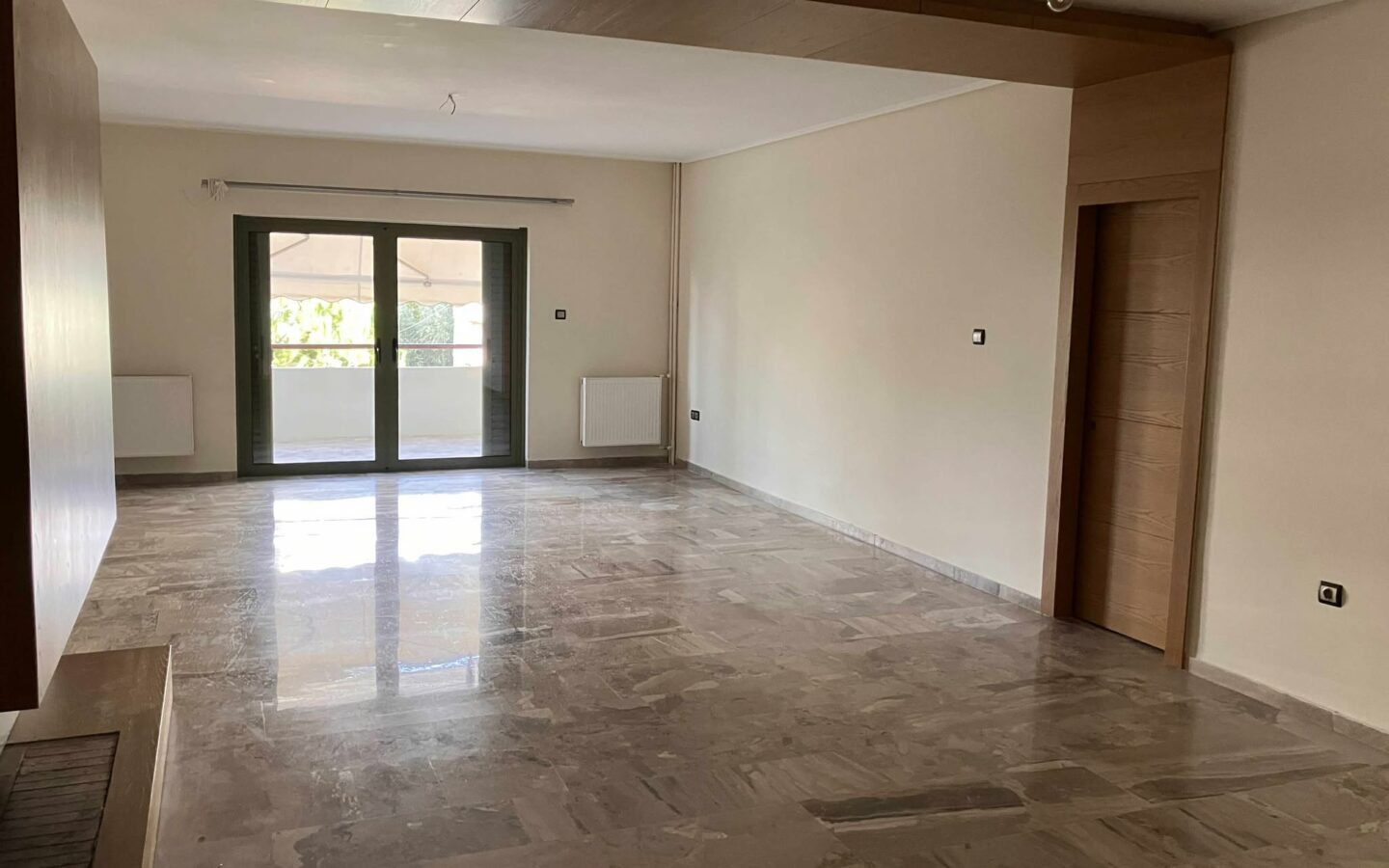 Apartment 140m2 In Athens – Greece