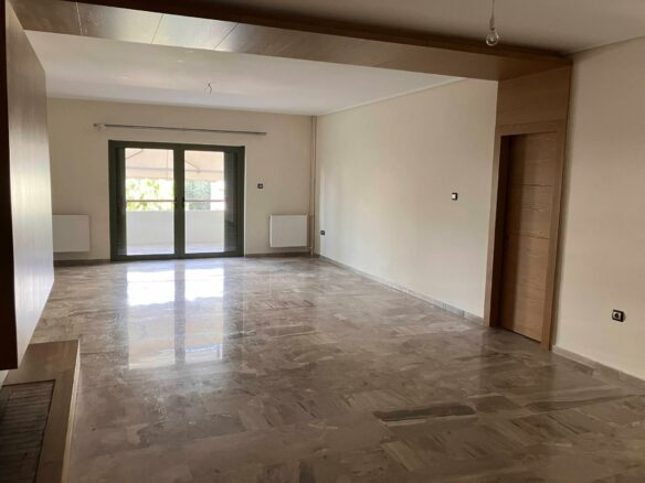 Apartment 140m2 In Athens – Greece