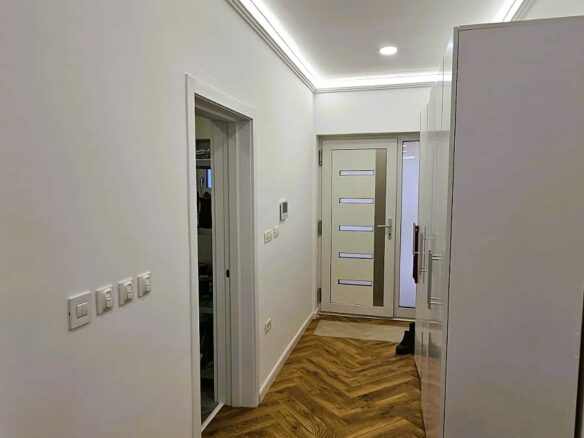 Villa Of 2100 M² With Private Land In Romania