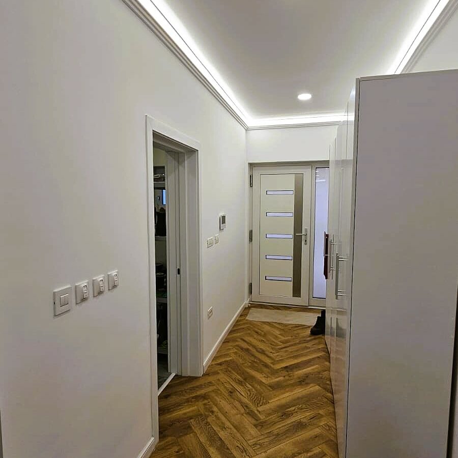 Villa Of 2100 M² With Private Land In Romania
