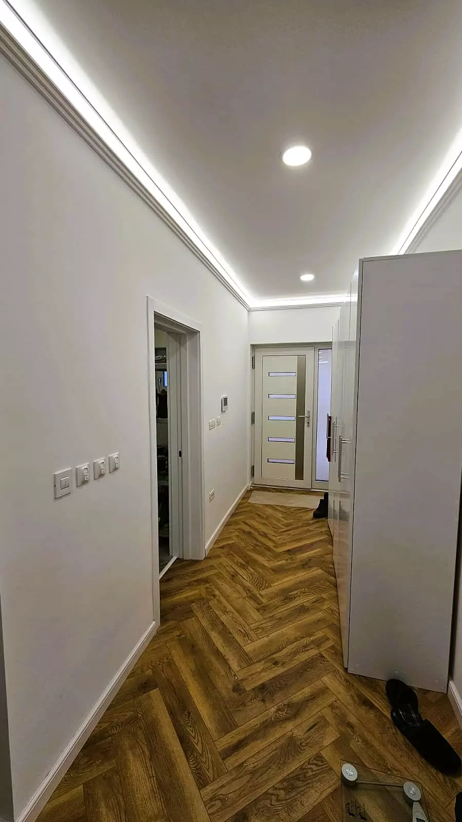 Villa Of 2100 M² With Private Land In Romania