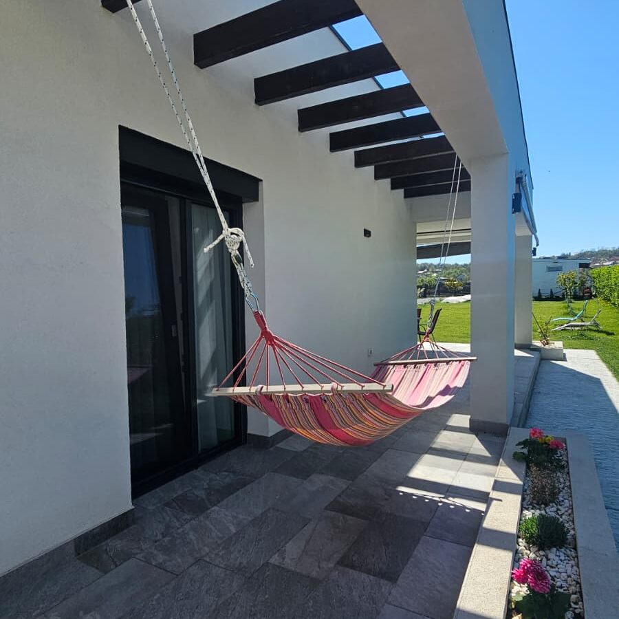 Villa Of 2100 M² With Private Land In Romania