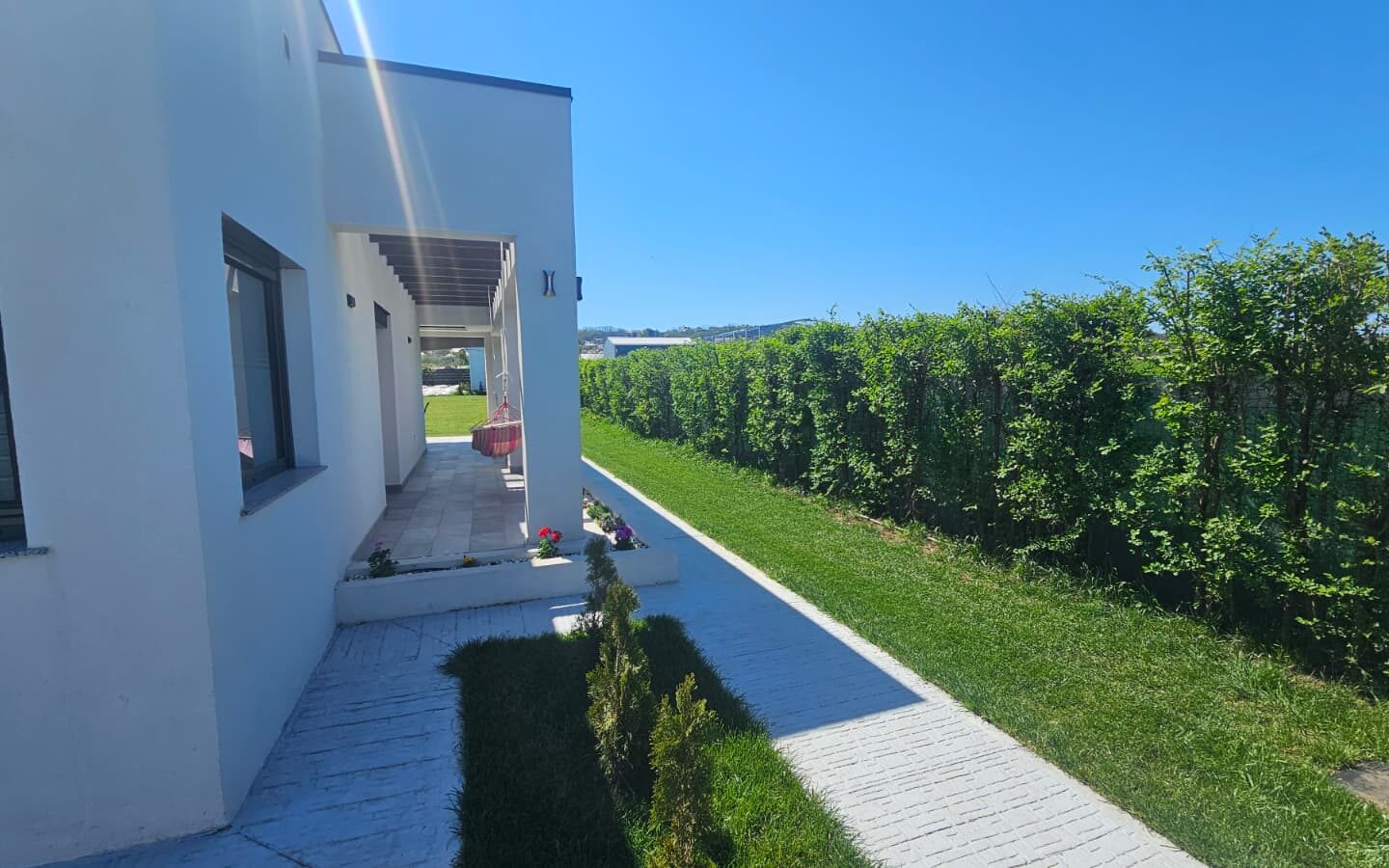 Villa Of 2100 M² With Private Land In Romania