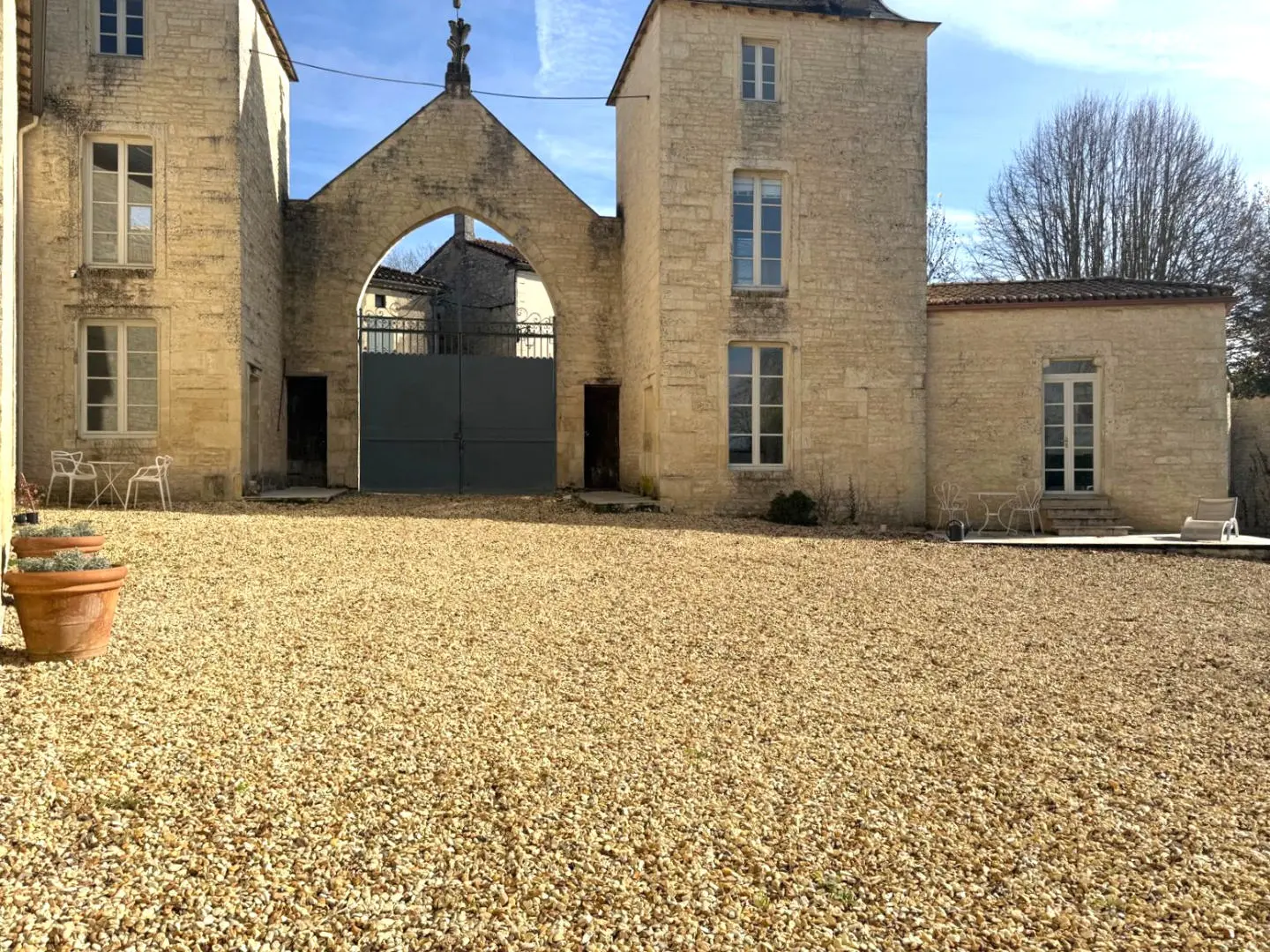 Logis Of 240 M² With Historic Features In Tusson