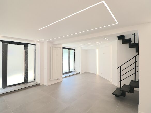 Office Of 110 M² In Decebal Boulevard