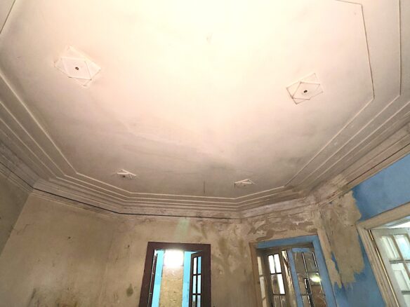 Pompiliu Eliade House – A Rare Art Nouveau Sensibility