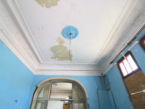 Pompiliu Eliade House – A Rare Art Nouveau Sensibility