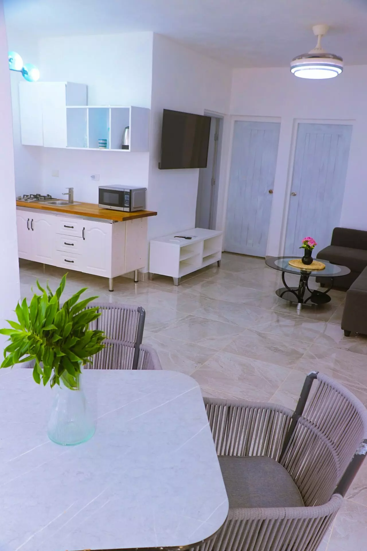Beachfront Apartment – Juan Dolio, Dominican Republic