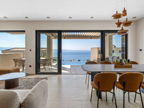 Villa Of 355 M² With Open Sea View Near Split