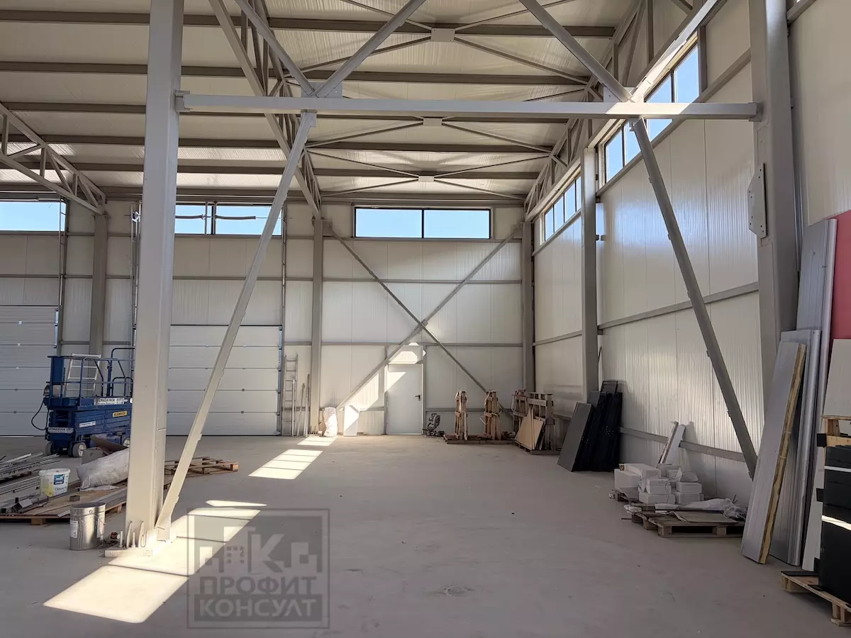 Warehouse Space Of 300 M² In Industrial Zone – South, Veliko Tarnovo