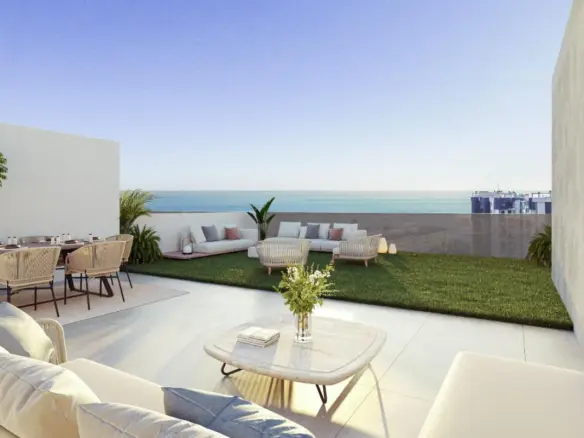 Apartment Of 103 M² In Torrevieja, Spain