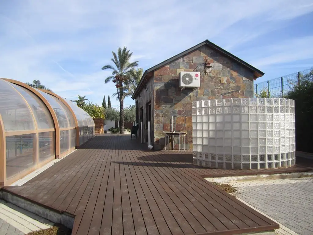 Villa Of 750 M² In Los Montesinos, Spain