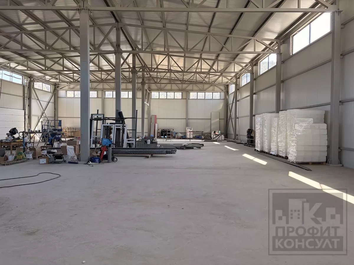 Warehouse Space Of 300 M² In Industrial Zone – South, Veliko Tarnovo