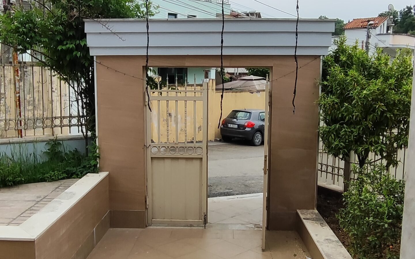 Office / Commercial Space For Rent – Near German Villas, Tirana