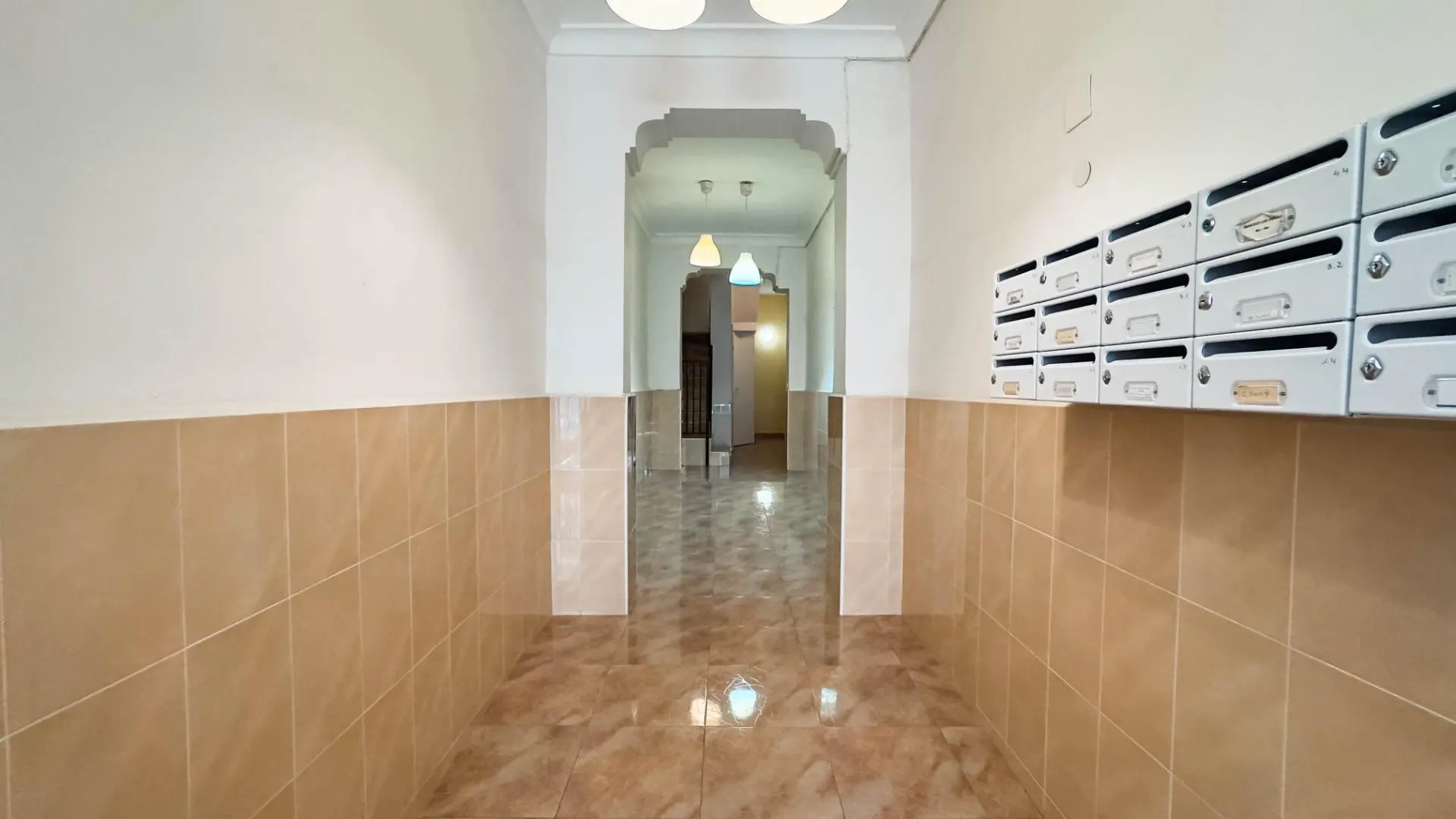 Flat Of 92 M² In Alicante, Spain