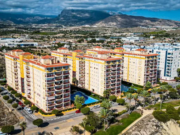 2-bedroom Flat In Villajoyosa, Spain (70 M²)