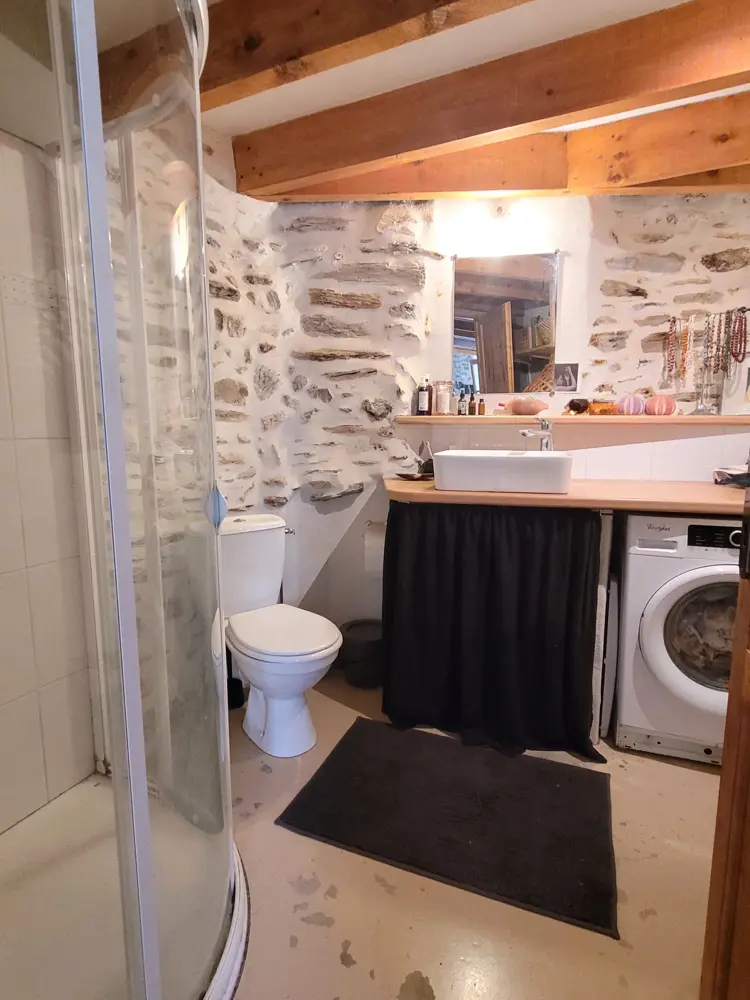 House Of 160 M² In Roujan, France