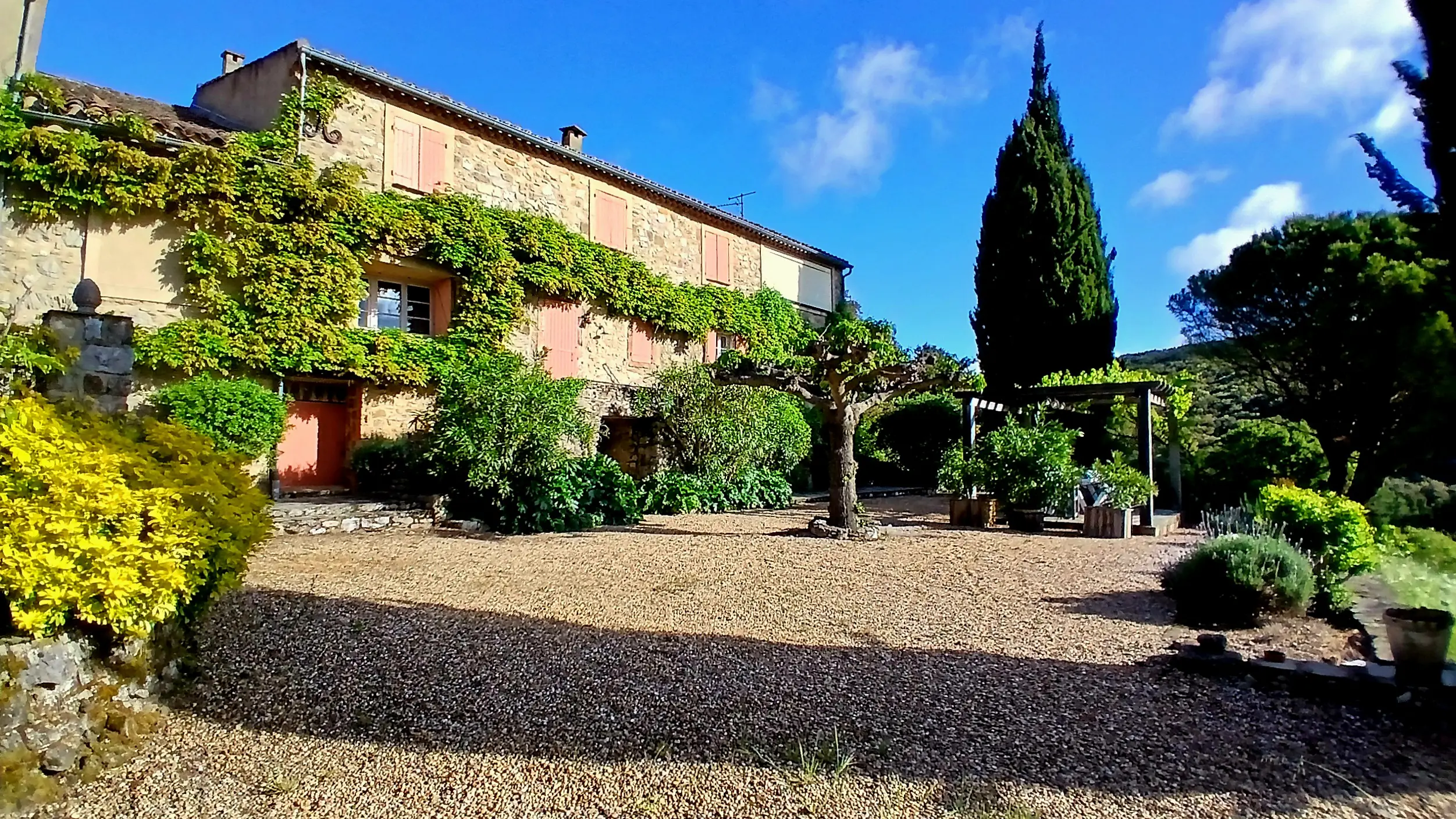 Detached House Of 300 M² In Saint Chinian, France