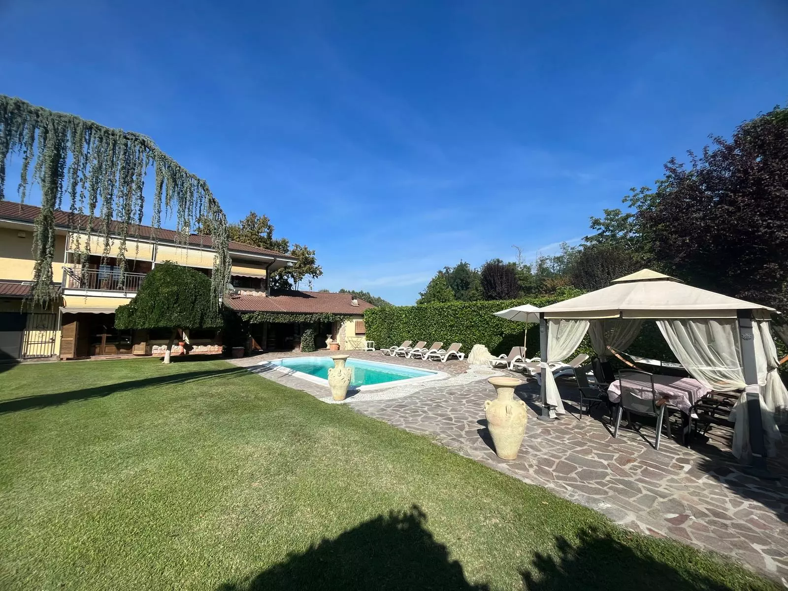 Villa For Sale Bruno (at)